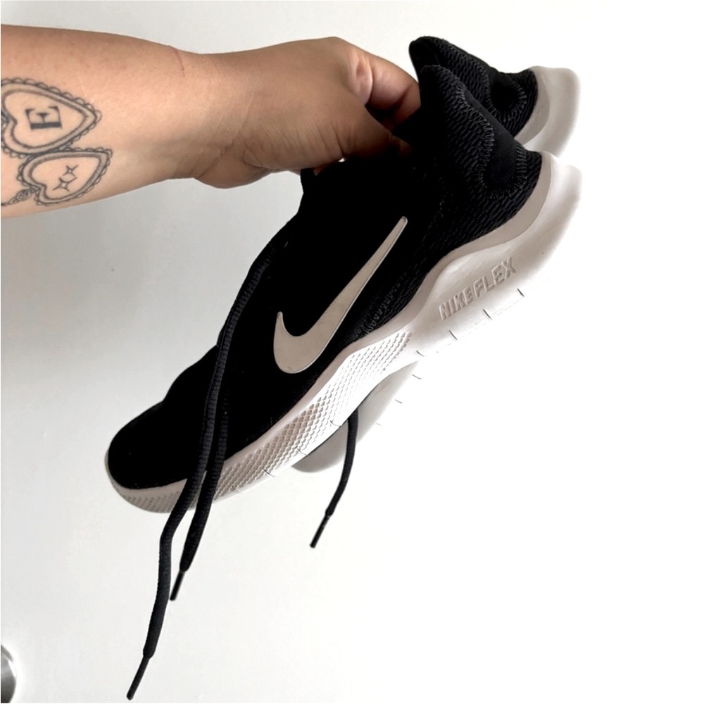 Nike running size 6